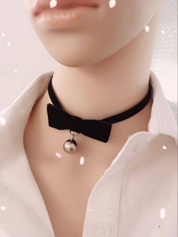 Trendy Velvet Choker Necklace Bowknot Bells Choker Handmade Gothic Jewelry Gothtopia https://gothtopia.com