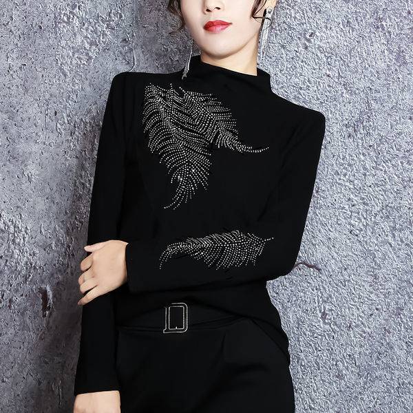 Half-hight Collar Bottoming Shirt Women's Winter Korean Fashion Hot Drilling Long-sleeved T-shirt Tops Gothtopia https://gothtopia.com