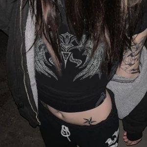 E-girl Gothic Wings Print Black T-shirt Grunge Wings Graphic Punk Style Summer Crop Top Gothtopia https://gothtopia.com