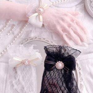 Elegant Japanese Gothic Girl Black White Lolita Lace Gloves Gothtopia https://gothtopia.com